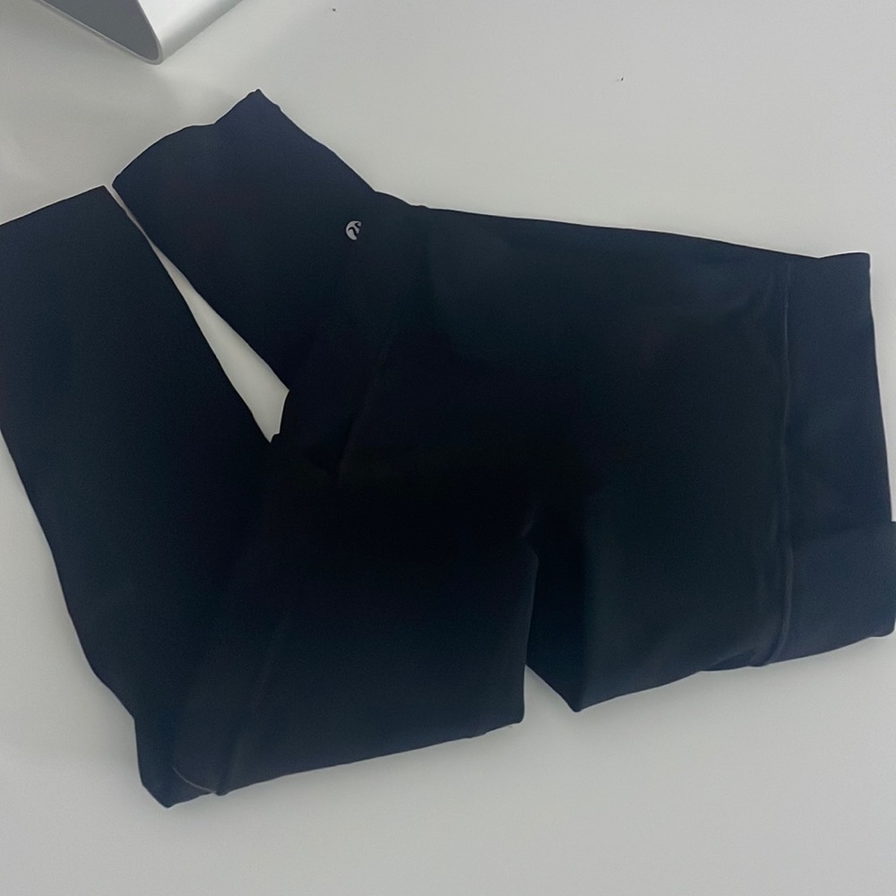 Lululemon Black Cropped Leggings